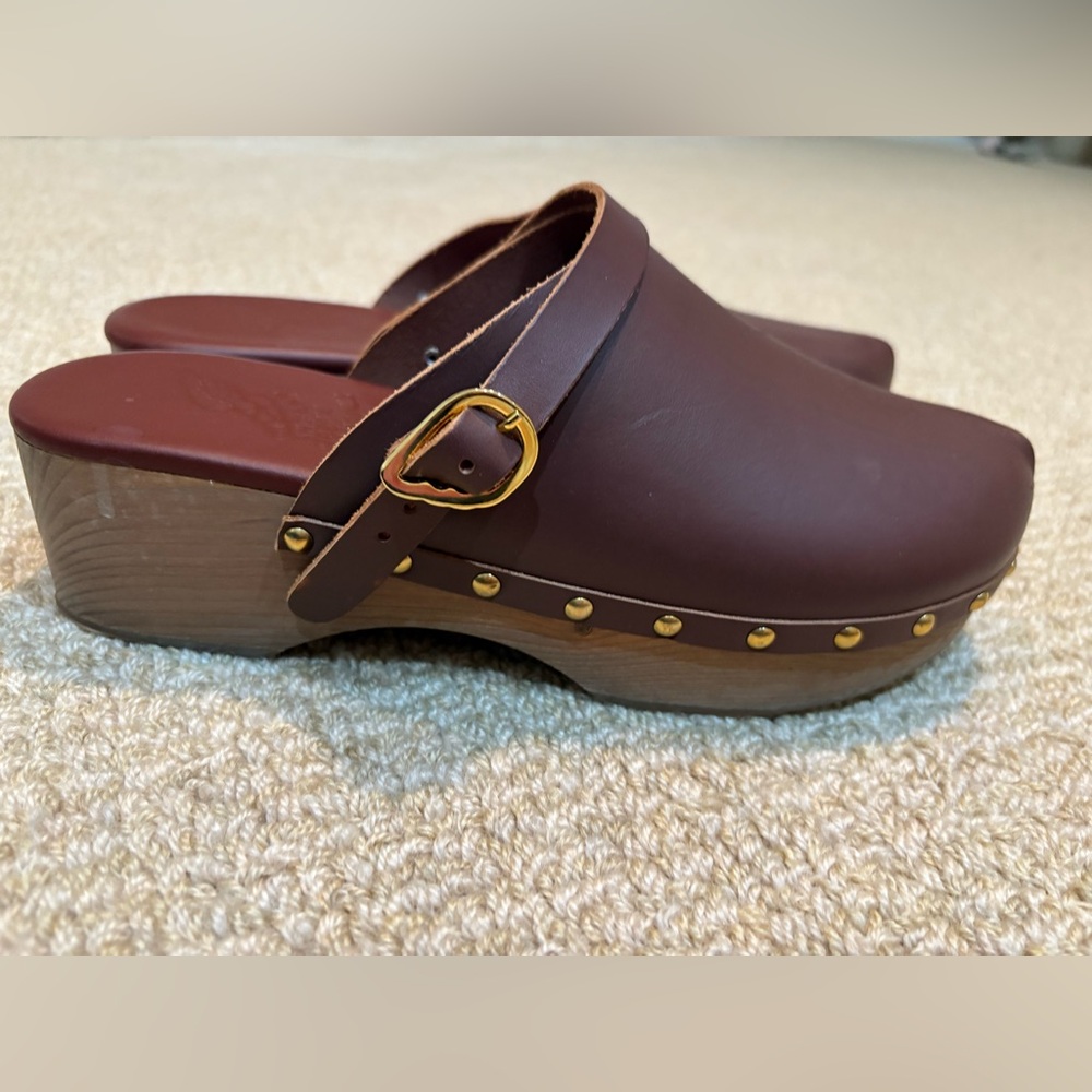 Brown leather Ancient Greek sandals worn one time